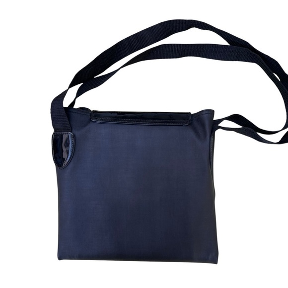 Expandable/Convertible Tote in patent leather and black PVC - Picture 6 of 6